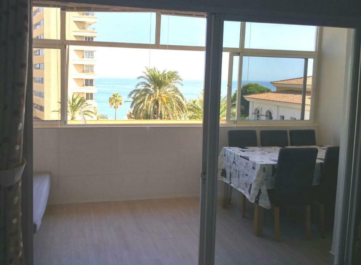 Precioso Apartamento Frente Al Mar Беналмадена Екстериор снимка