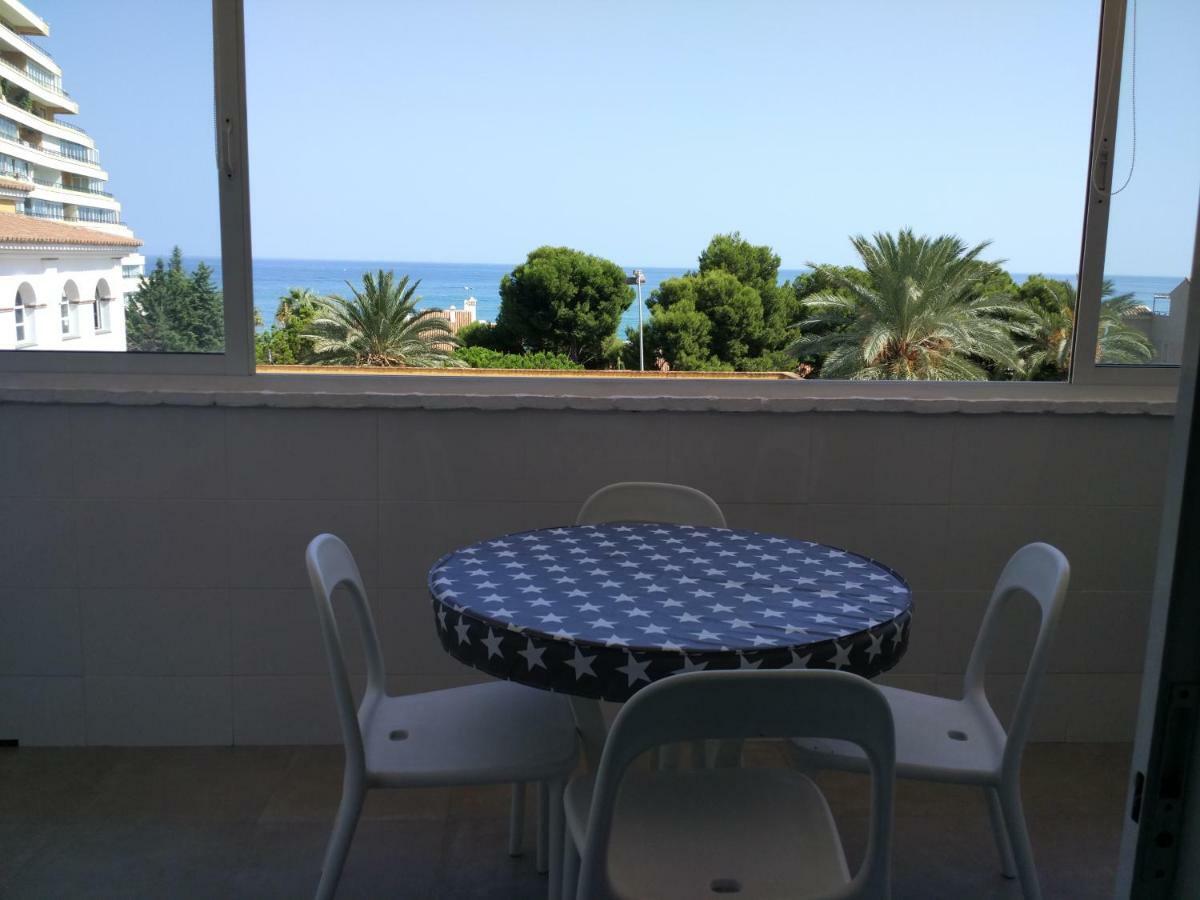 Precioso Apartamento Frente Al Mar Беналмадена Екстериор снимка